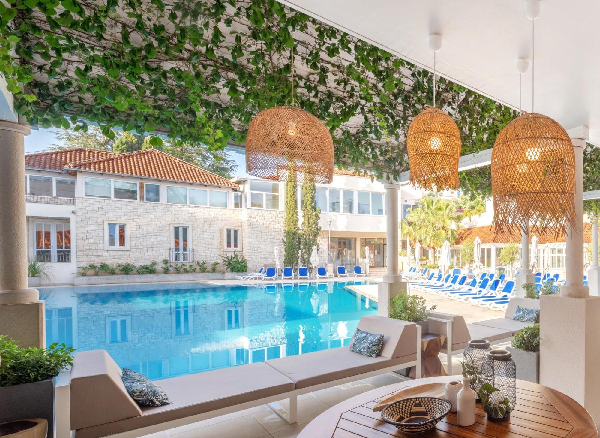 Hotel Waterman Kaktus Supetar Exterior photo