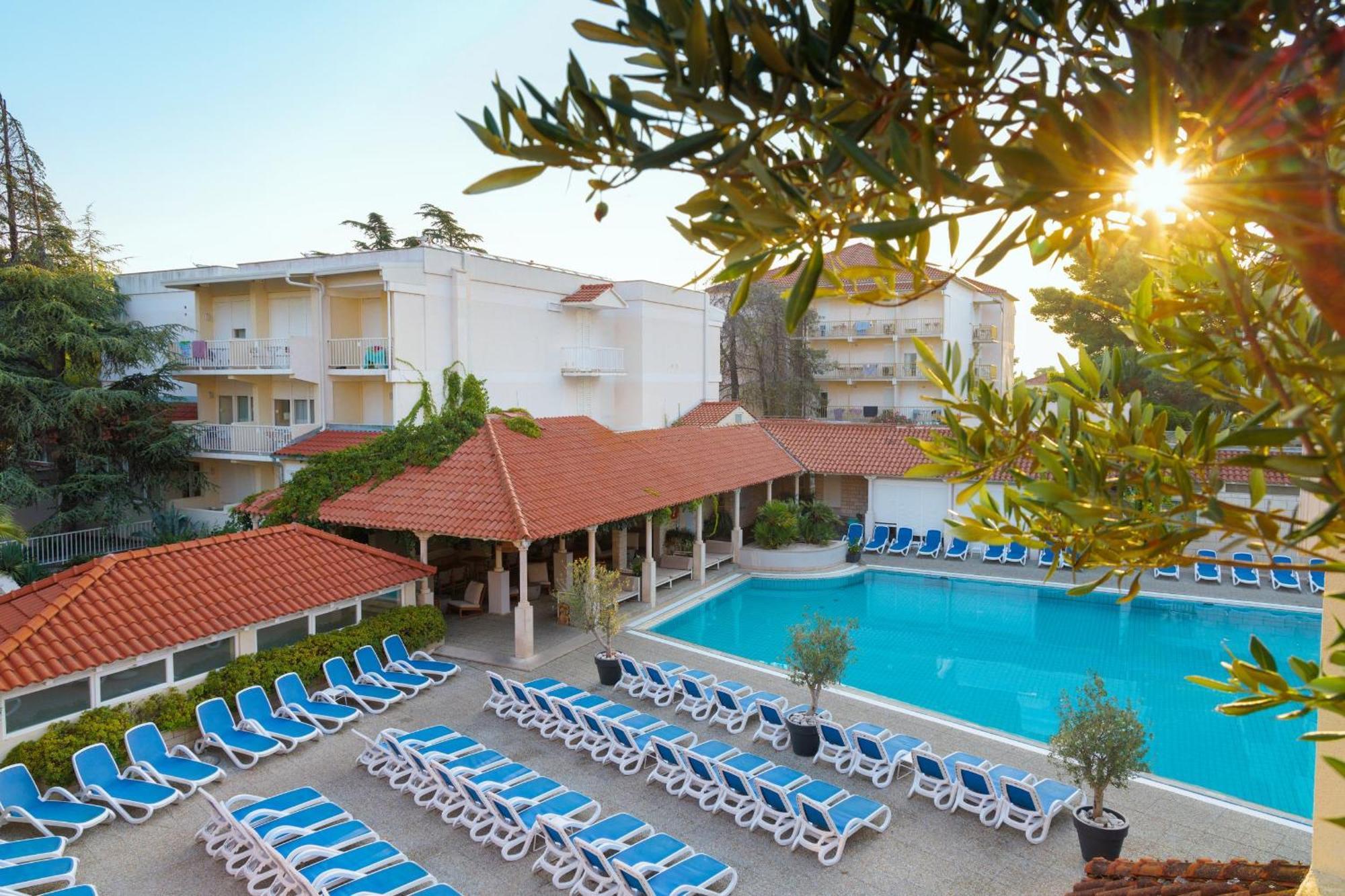 Hotel Waterman Kaktus Supetar Exterior photo